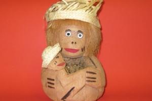 Mom and Kids Coconut Figurine